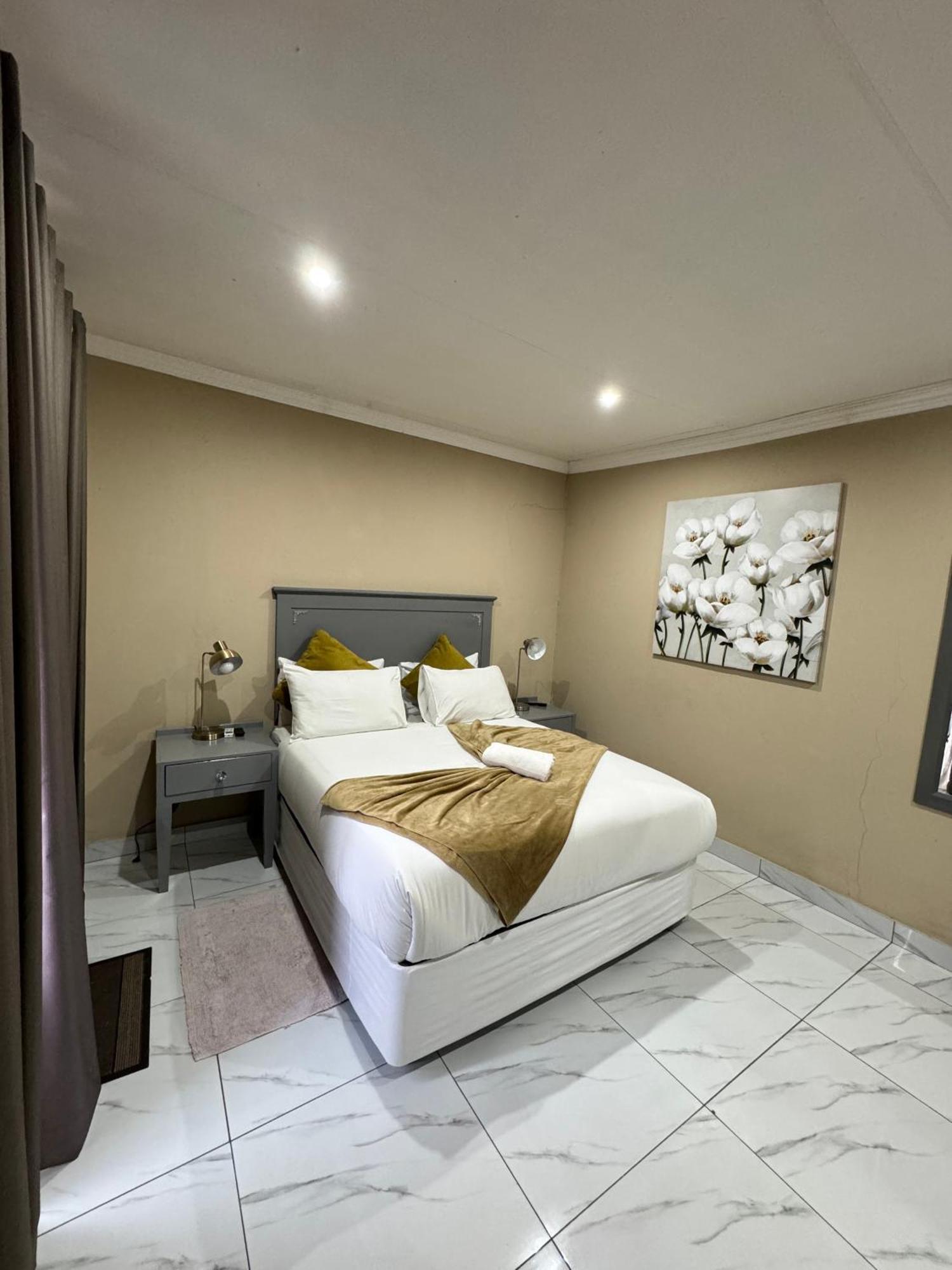 The Bridge Guest House Newcastle Exterior photo